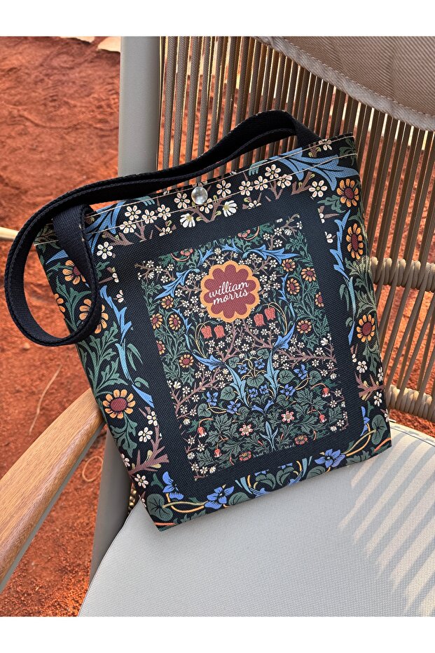 William Morris Kanvas Bez Çanta Yıkanabilir Metal Çıtçıtlı 35x38cm (KÜÇÜK BOY)