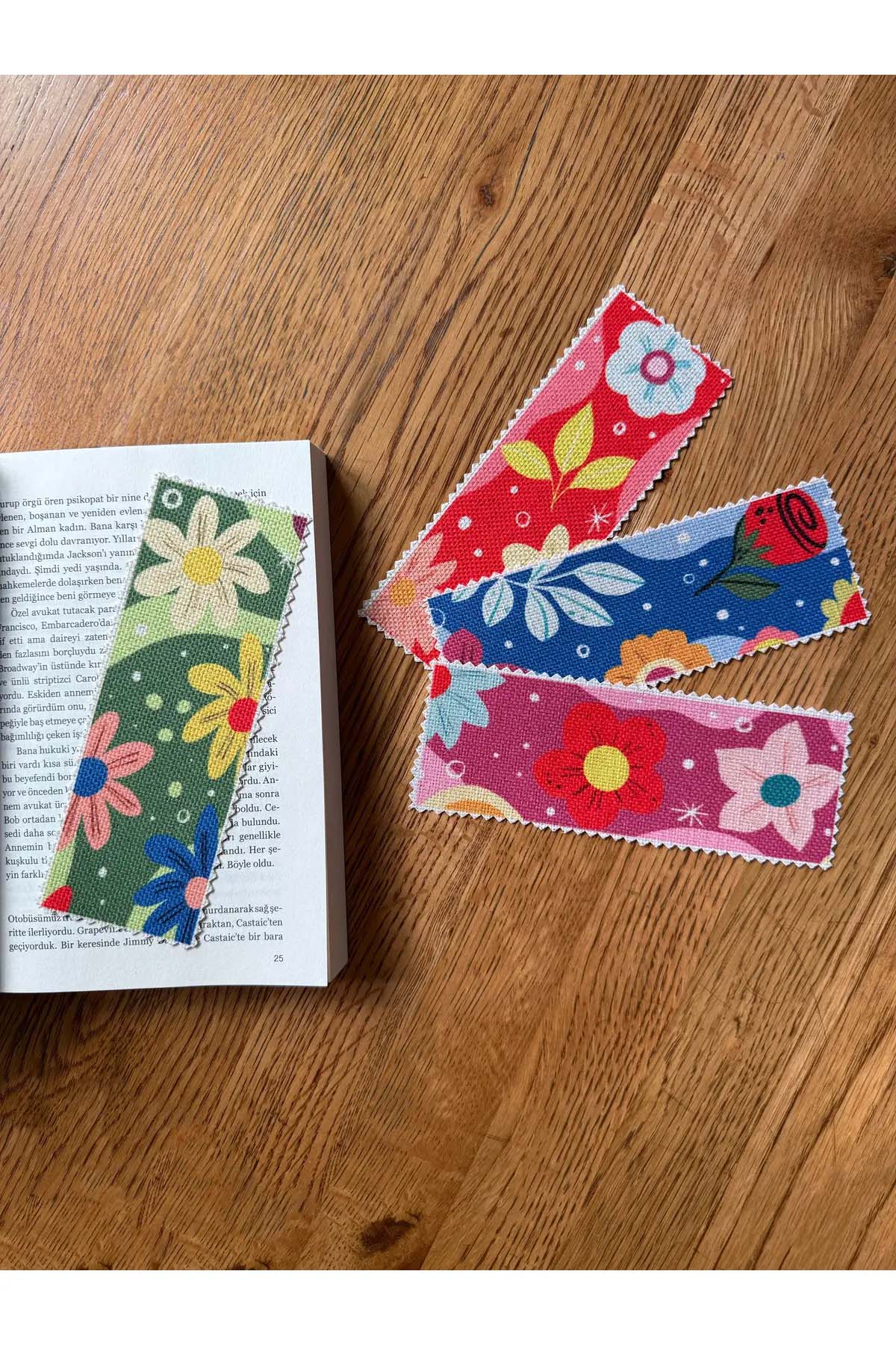 Çiçek Desenli Kanvas Kumaş Kitap Ayracı (4'LÜ) Yıkanabilir