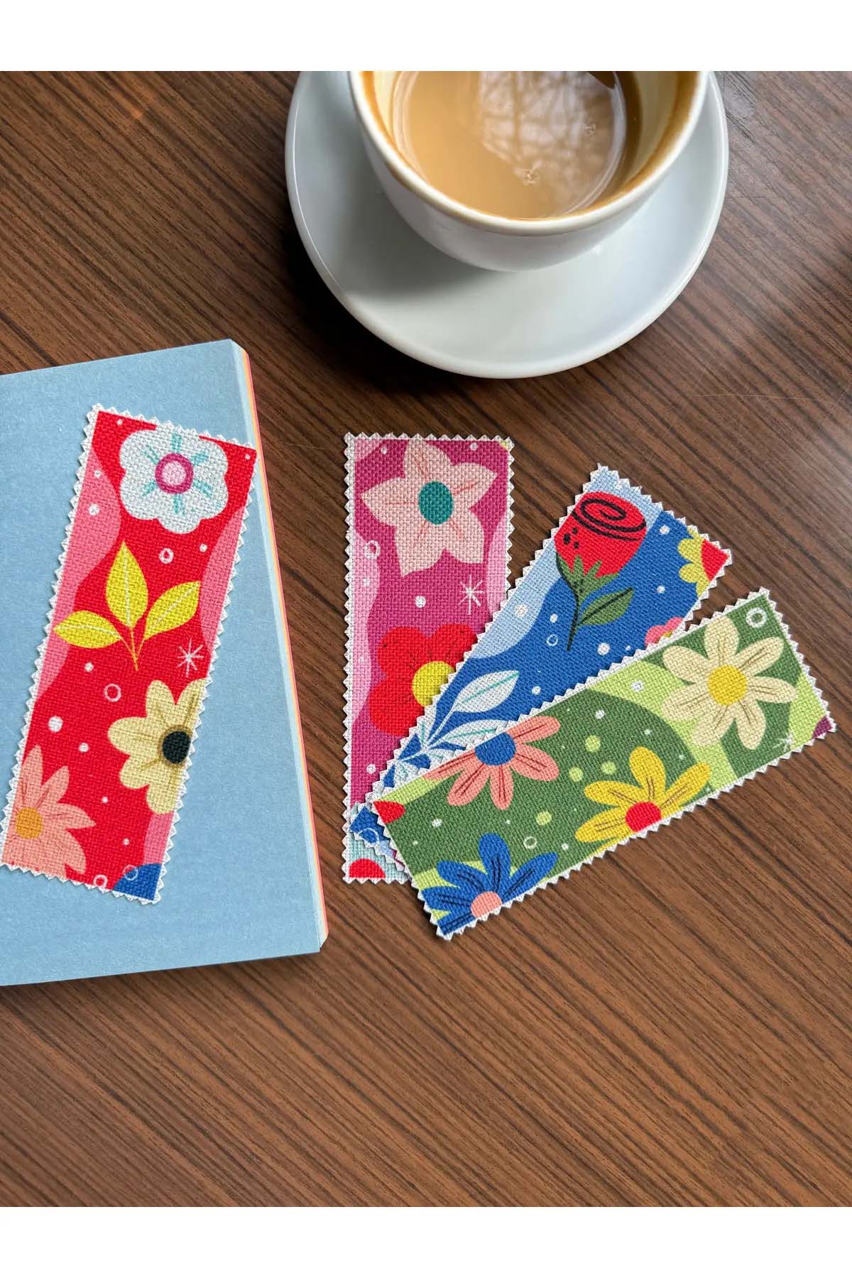 Çiçek Desenli Kanvas Kumaş Kitap Ayracı (4'LÜ) Yıkanabilir