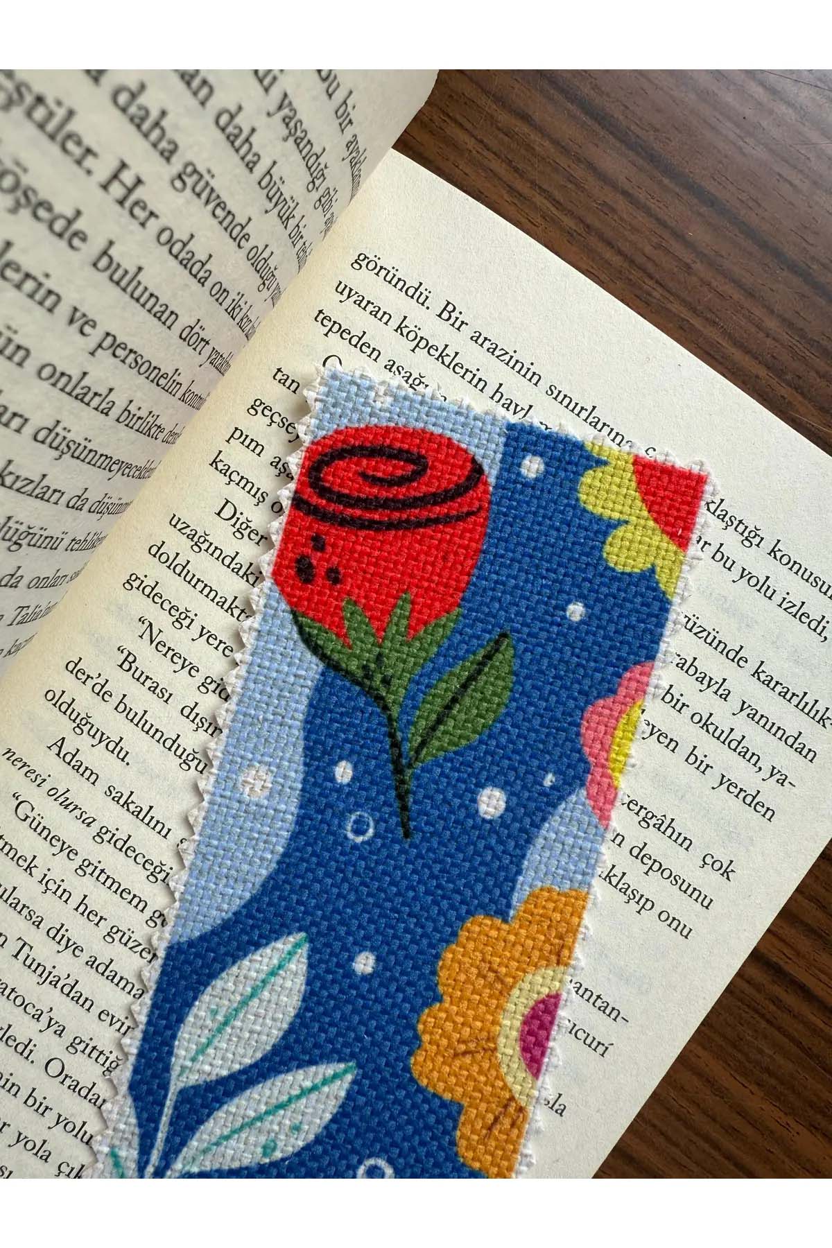 Çiçek Desenli Kanvas Kumaş Kitap Ayracı (4'LÜ) Yıkanabilir