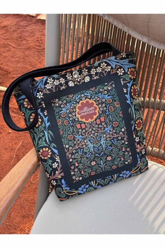 William Morris Kanvas Bez Çanta Yıkanabilir Metal Çıtçıtlı 35x38cm (KÜÇÜK BOY)