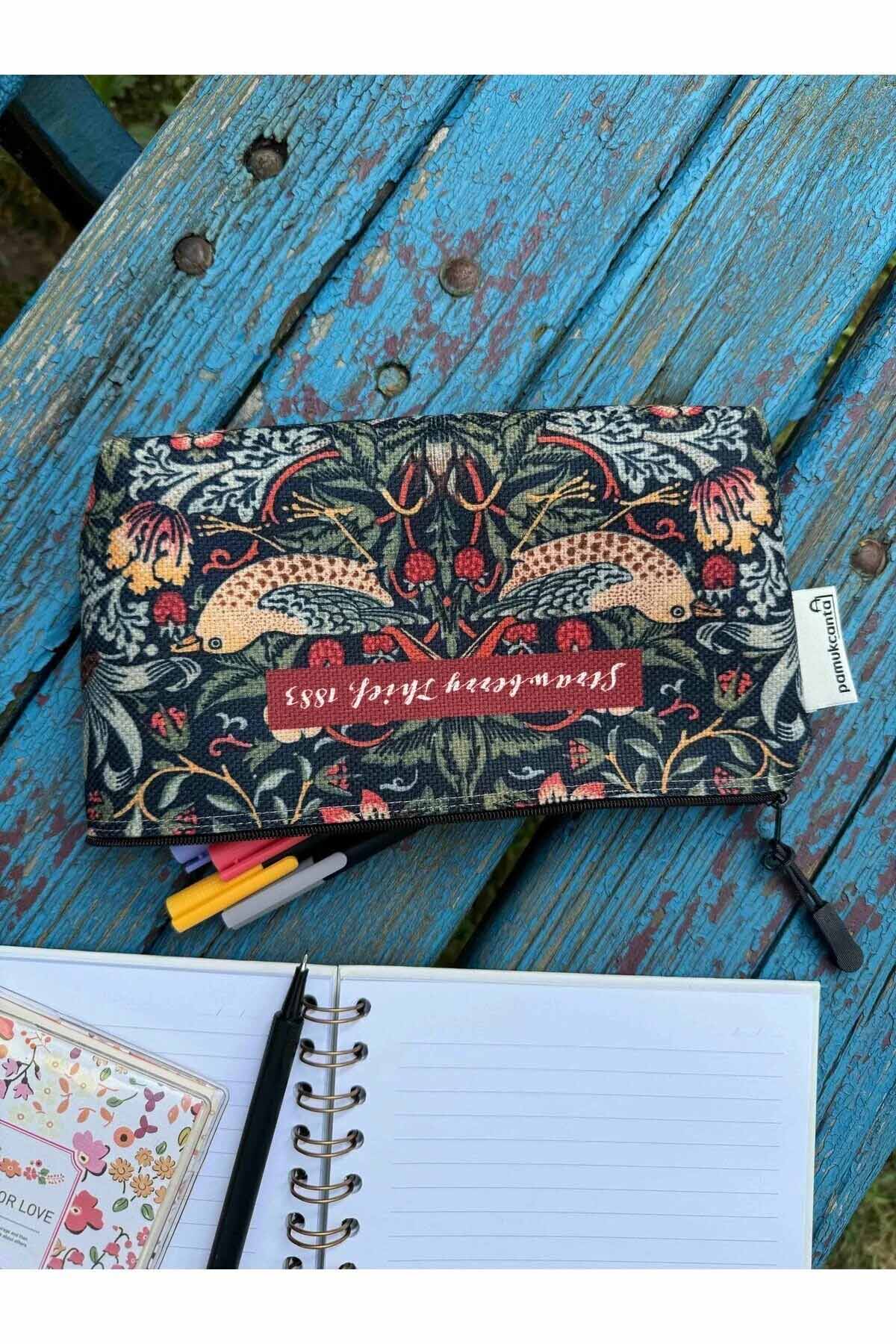 William Morris büyük boy kalemlik yıkanabilir 22x12 ölçülerinde körüklü makyaj çantası ve kalem kutu