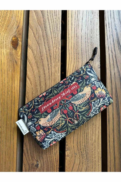 William Morris büyük boy kalemlik yıkanabilir 22x12 ölçülerinde körüklü makyaj çantası ve kalem kutu