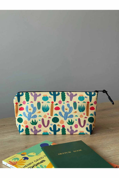 Kaktüs Desenli Kalemlik Yıkanabilir 22x12 Ölçülerinde Körüklü Makyaj Çantası