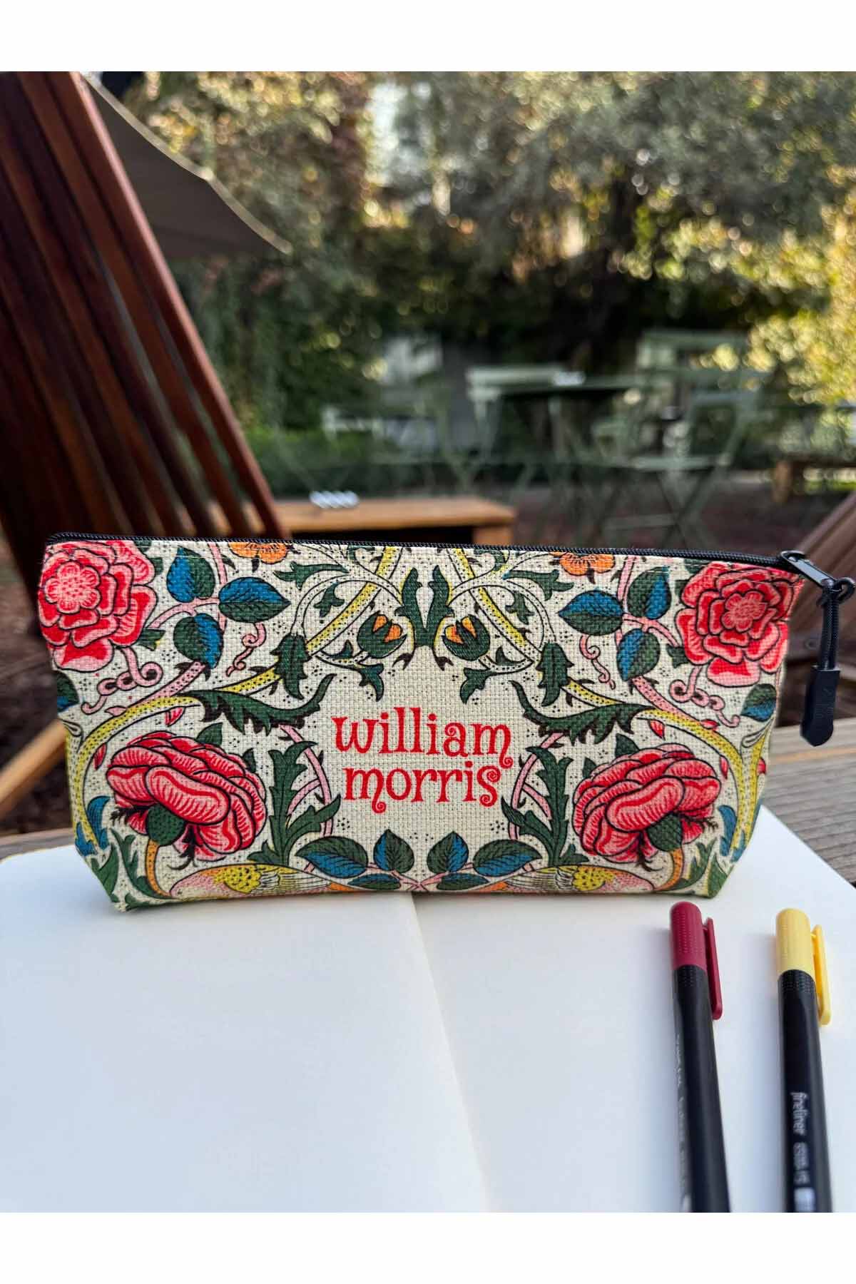 William Morris Kalemlik Yıkanabilir 22x12 Ölçülerinde Körüklü Makyaj Çantası