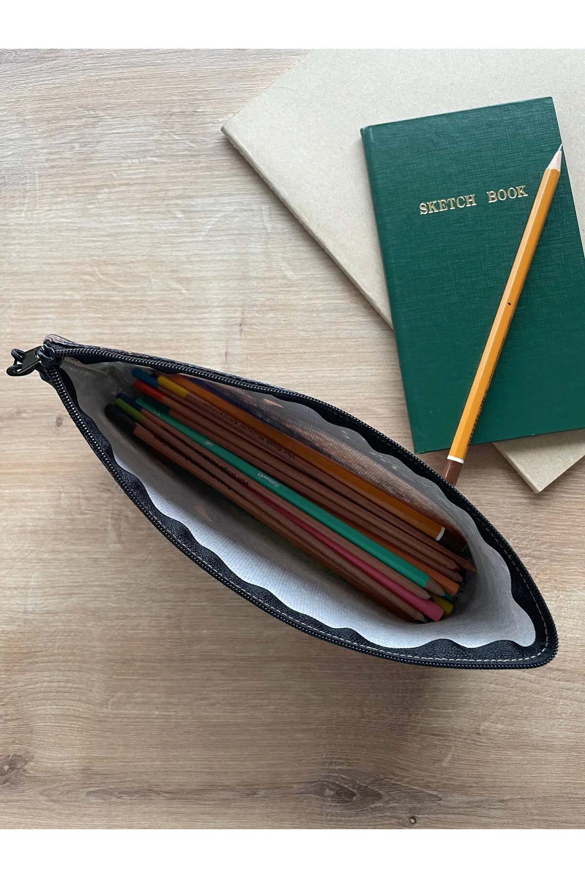 John Everett Millais Kalemlik Yıkanabilir 22x12 Ölçülerinde Körüklü Makyaj Çantası