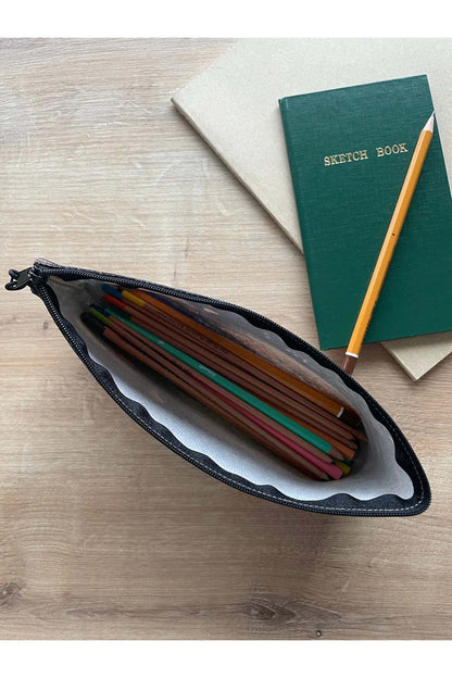 John Everett Millais Kalemlik Yıkanabilir 22x12 Ölçülerinde Körüklü Makyaj Çantası